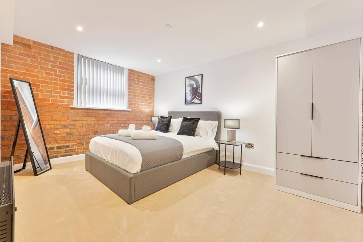 Apartment Lovely 2 Bed In Burton-on-trent Burton-upon-Trent