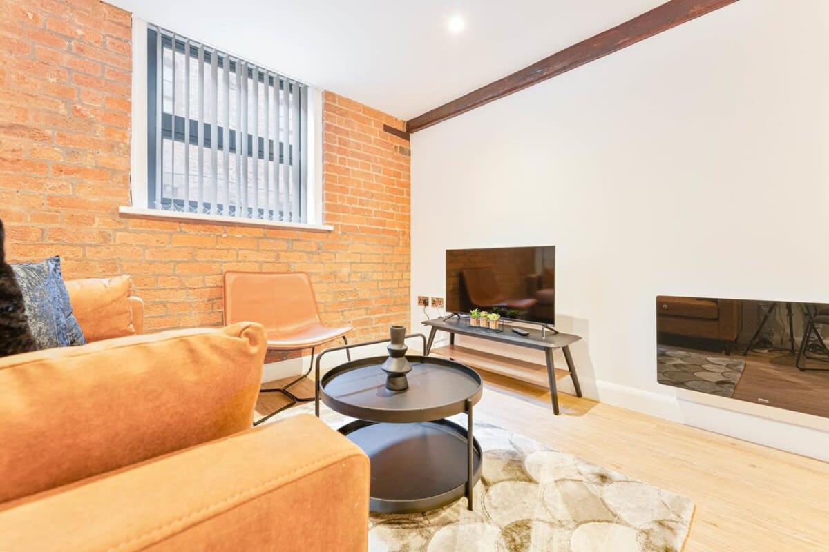 Apartment Lovely 2 Bed In Burton-on-trent Burton-upon-Trent